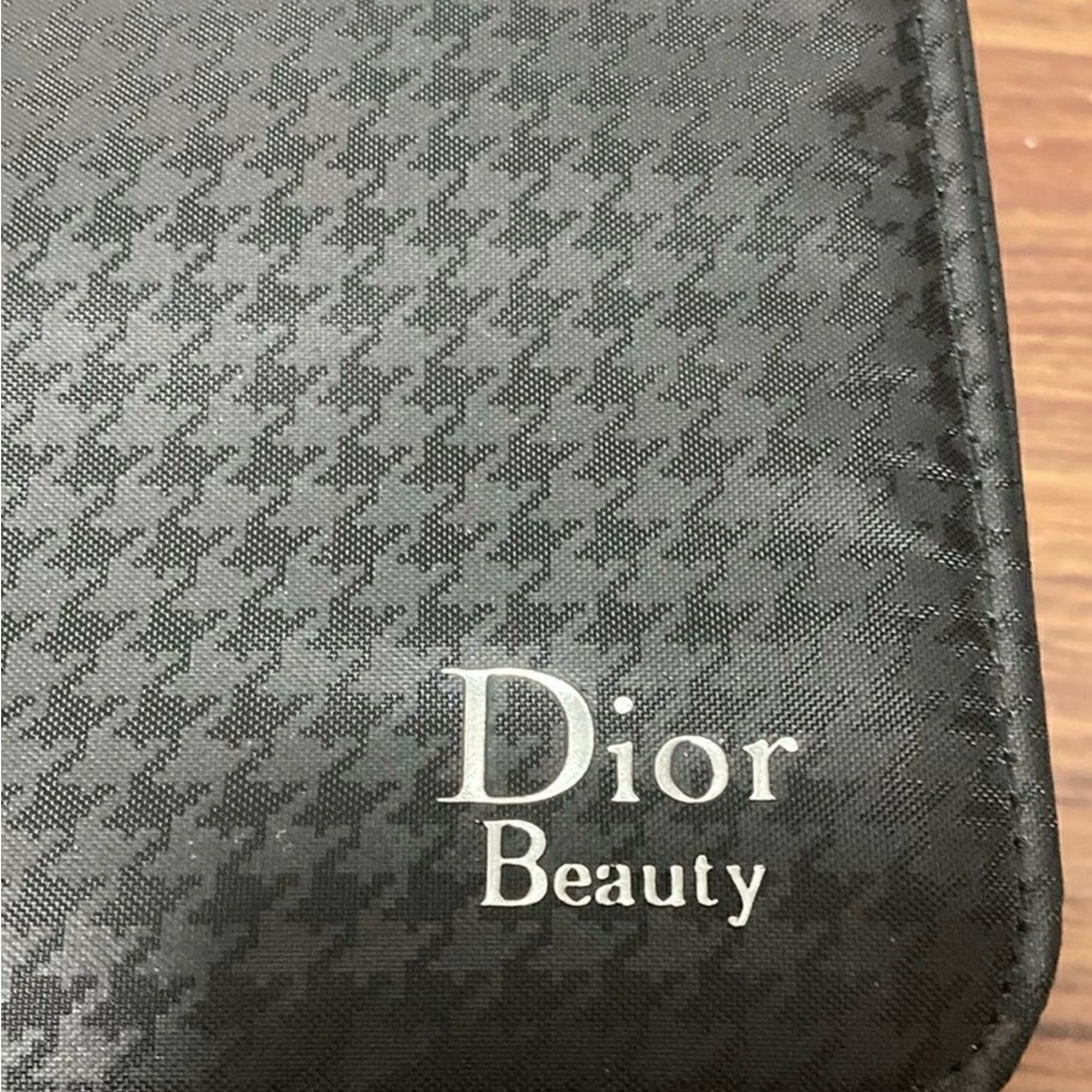 Dior Black Cosmetic Bag - Picture 4 of 6